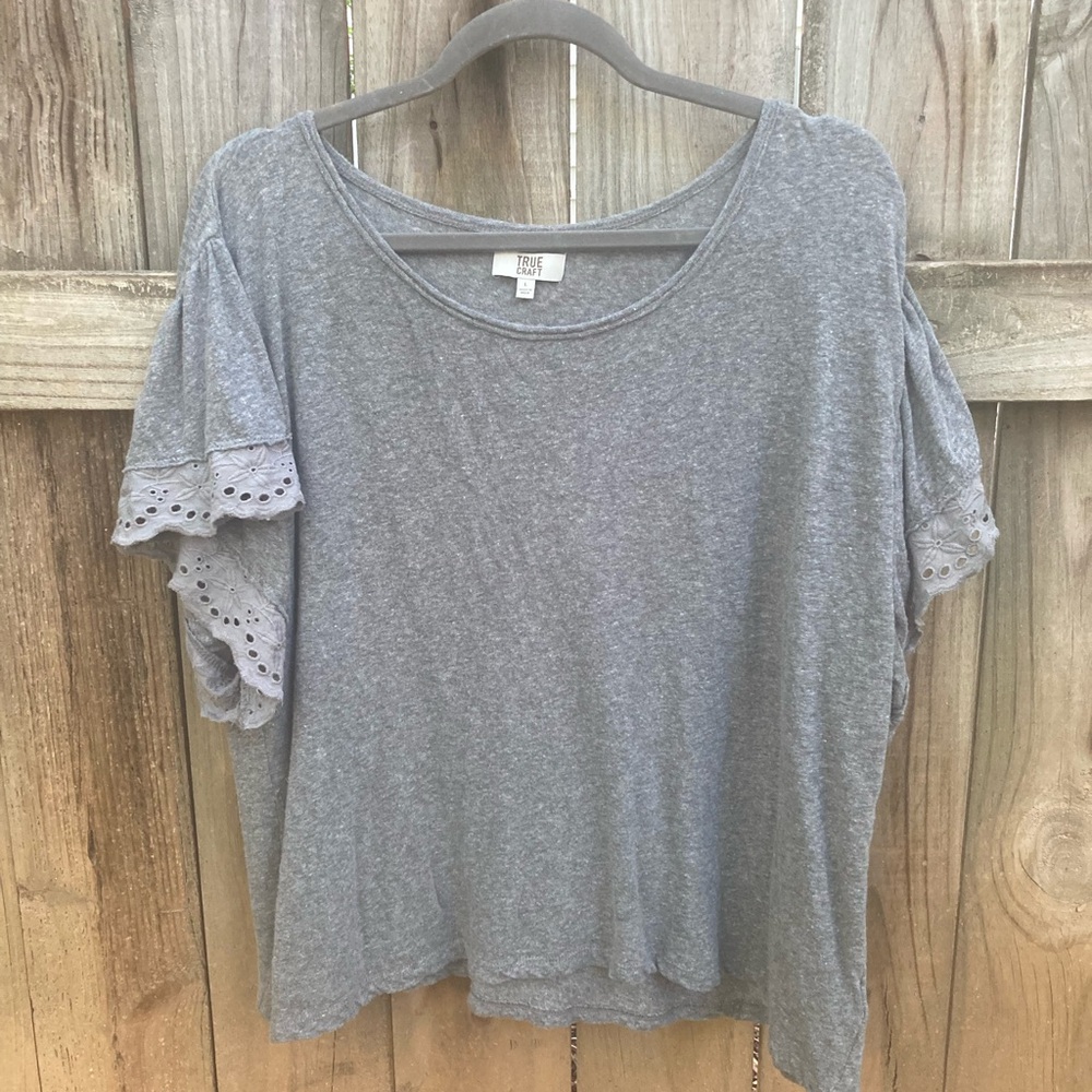 True Craft grey cotton linen T-shirt
